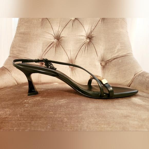 NWT Strappy Sandals - Picture 3 of 4